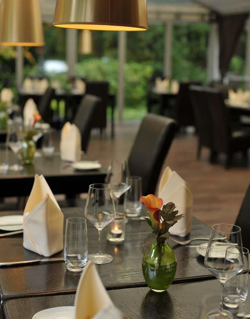 ****  Hotel Rolandsburg Düsseldorf Allemagne
